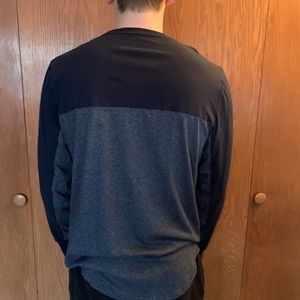 Hollister Long Sleeve T-Shirt